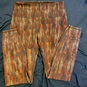 Fabletics sheer paneled leggings